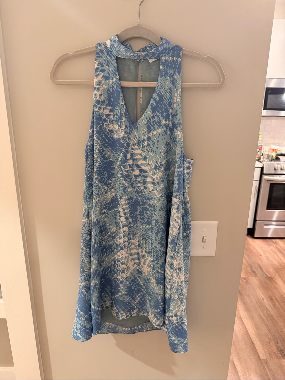 Olivaceous Blue & White Printed Sleeveless V-Neck Tank
